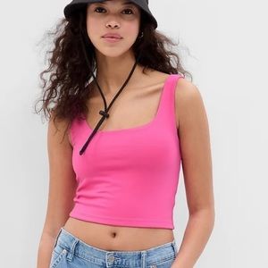 Gap cropped tank top. Body hugging soft stretch knit, square neck. Women’s Small